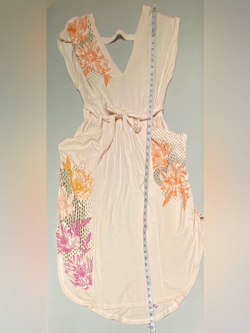 Daily Practice by Anthropologie Short-Sleeve V-Neck Midi Dress, size S - Picture 4 of 10